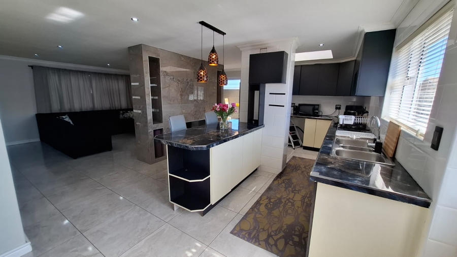 3 Bedroom Property for Sale in Colorado Western Cape